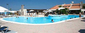 Trevi Village