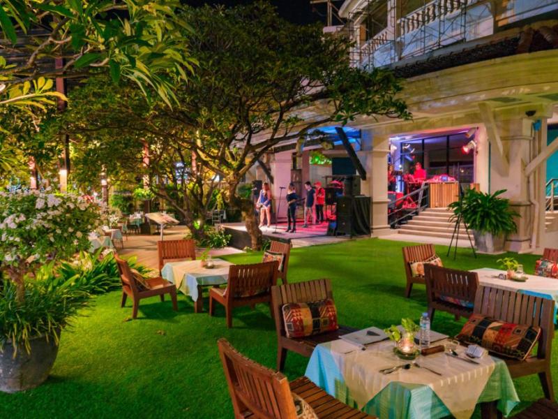 Baan Laimai Beach Resort