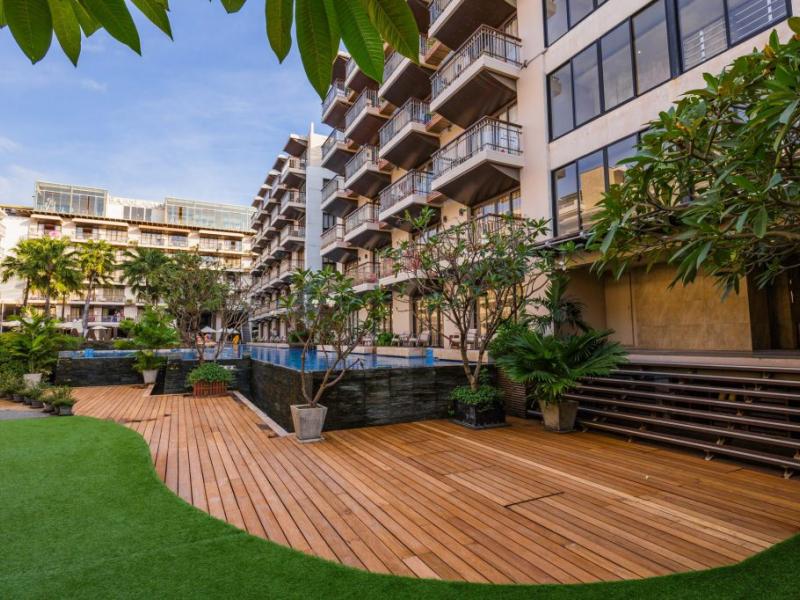 Baan Laimai Beach Resort