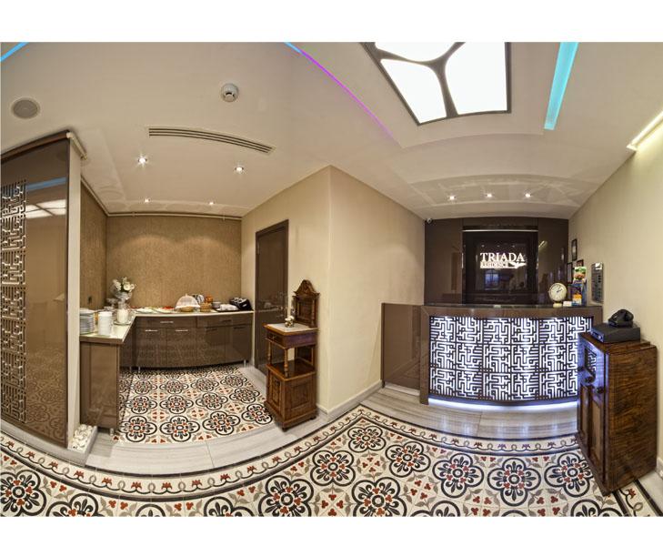 Triada Hotel