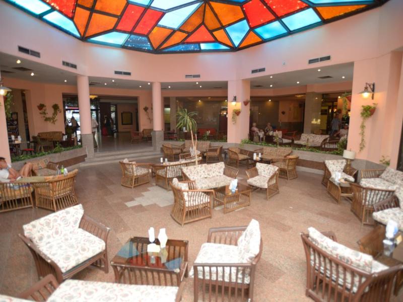 Empire Hotel