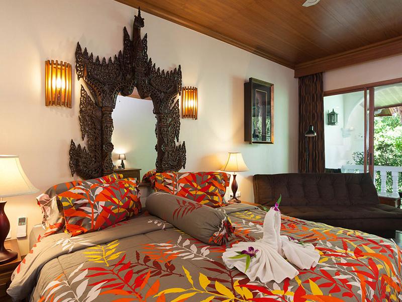 Tropica Bungalow Hotel & Restaurant