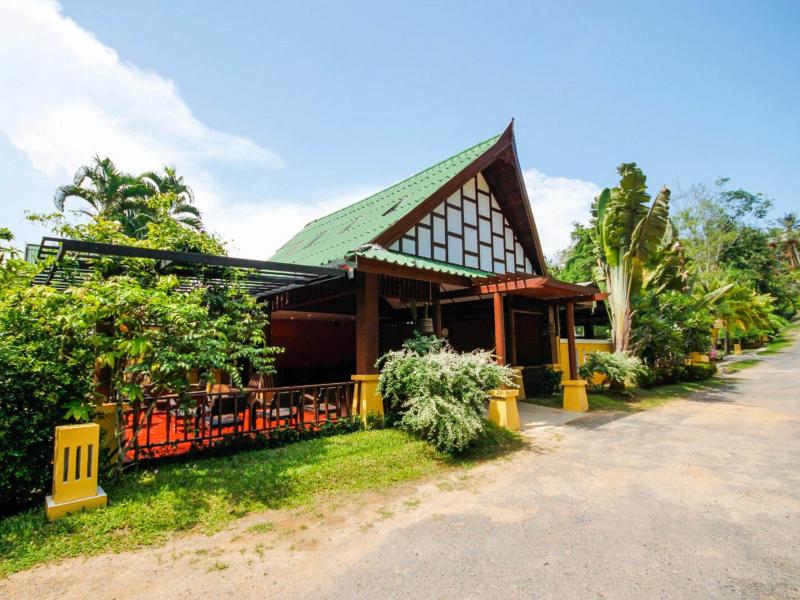 Baan Panwa Resort & Spa