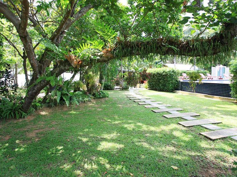 Baan Panwa Resort & Spa