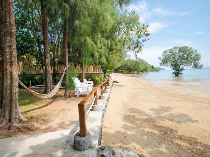 Baan Panwa Resort & Spa