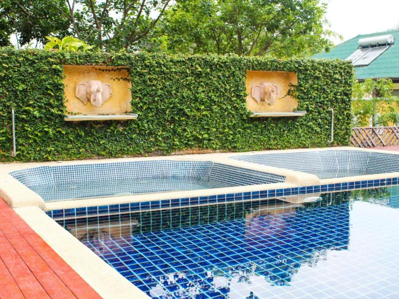 Baan Panwa Resort & Spa