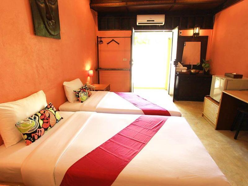 Baan Panwa Resort & Spa