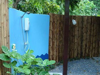 Tropical Garden Lounge Hotel & Resort