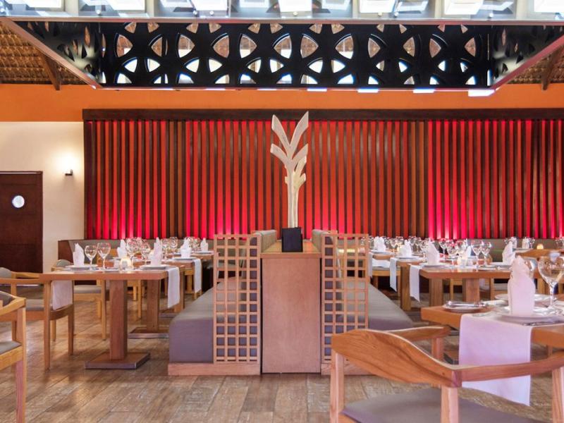 Tropical Deluxe Princess