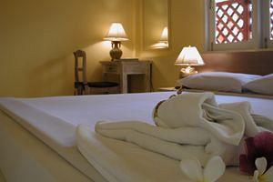 Baan Rajdamnern Resort