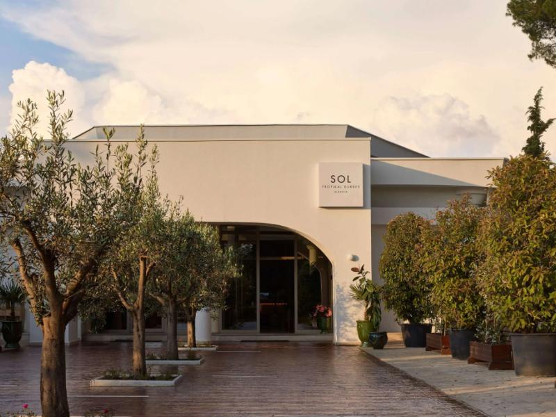 Tropikal Beach Resort (Tropikal hotel durres)