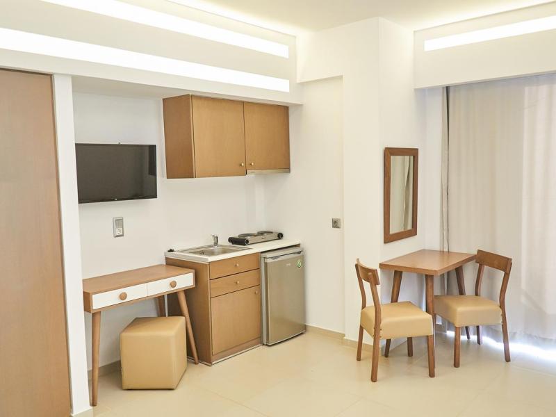Troulis Apartments Hotel
