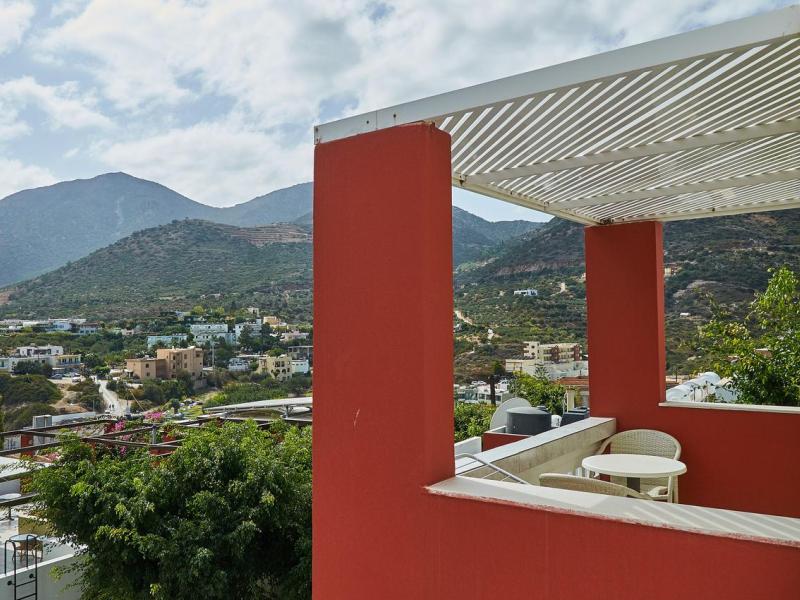 Troulis Apartments Hotel