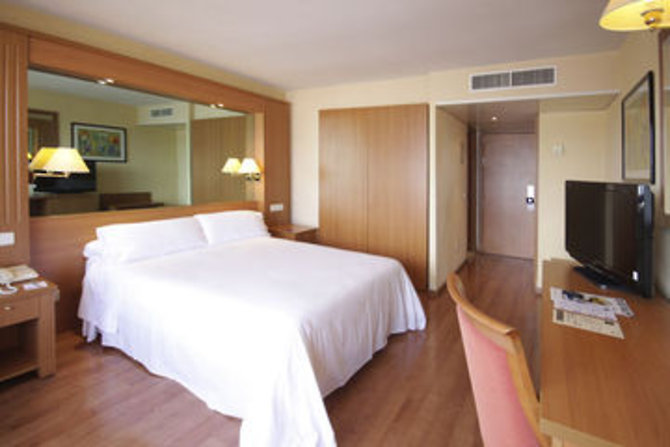 Tryp Palma Bosque Hotel