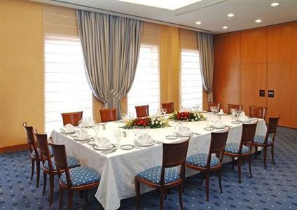 Tryp Coruna