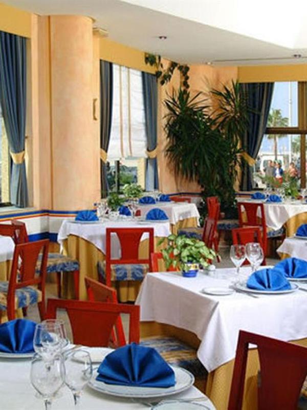 TRYP Cadiz La Caleta Hotel