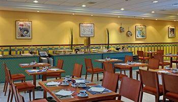 TRYP Cadiz La Caleta Hotel