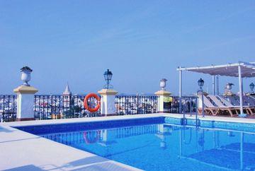 Tryp Sevilla Macarena