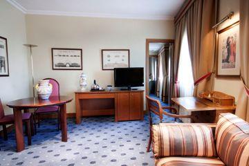 Tryp Sevilla Macarena