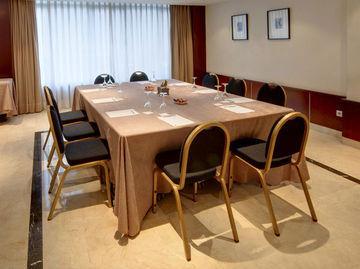 Tryp Madrid Menfis Hotel