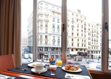 Tryp Madrid Menfis Hotel