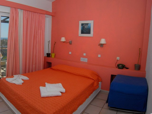 Trypiti Bungalows Hotel