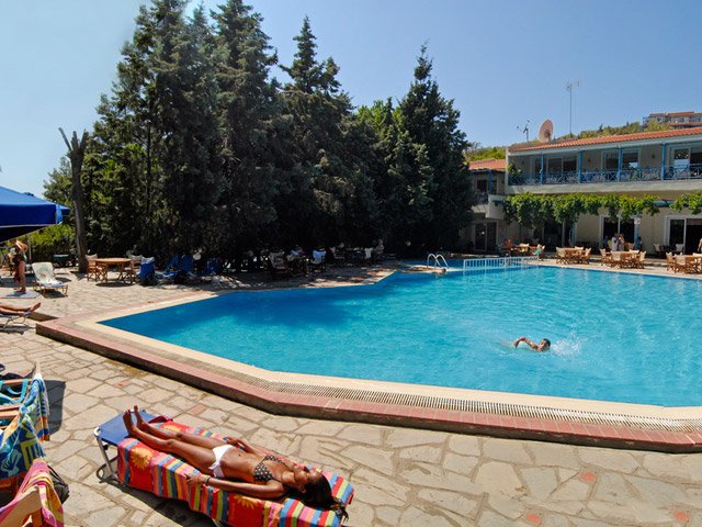 Trypiti Bungalows Hotel