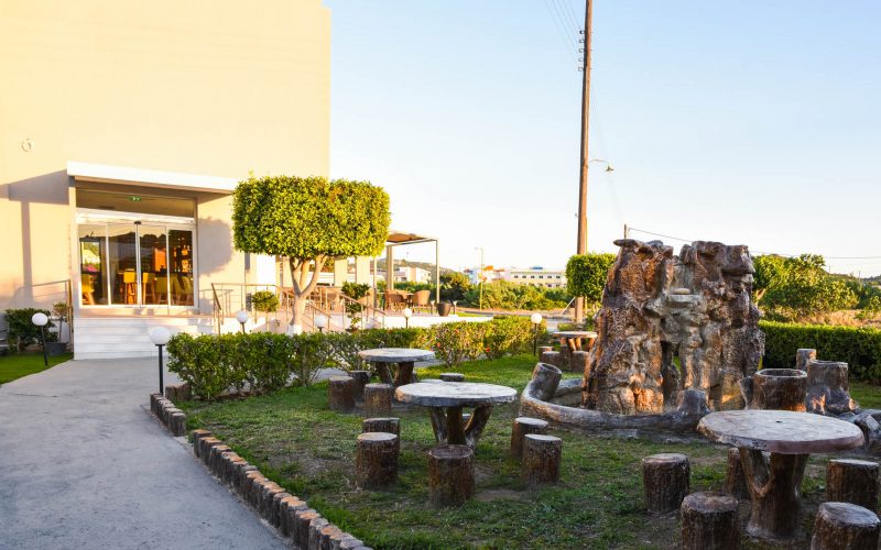 Tsampika Hotel