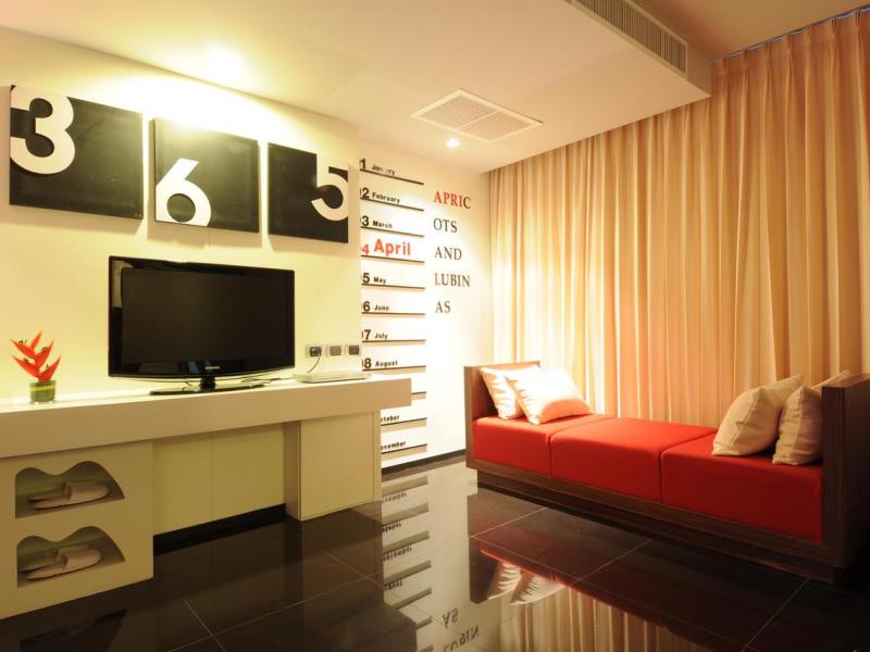 Tsix5 Hotel