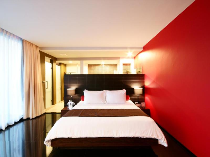 Tsix5 Hotel