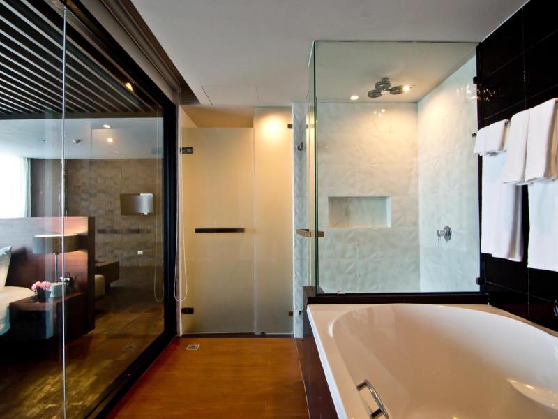 Tsix5 Hotel