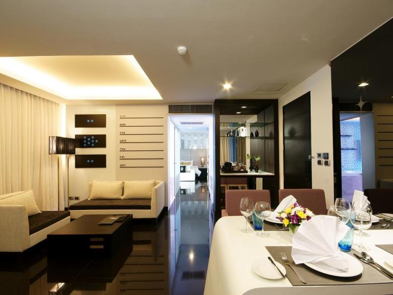Tsix5 Hotel