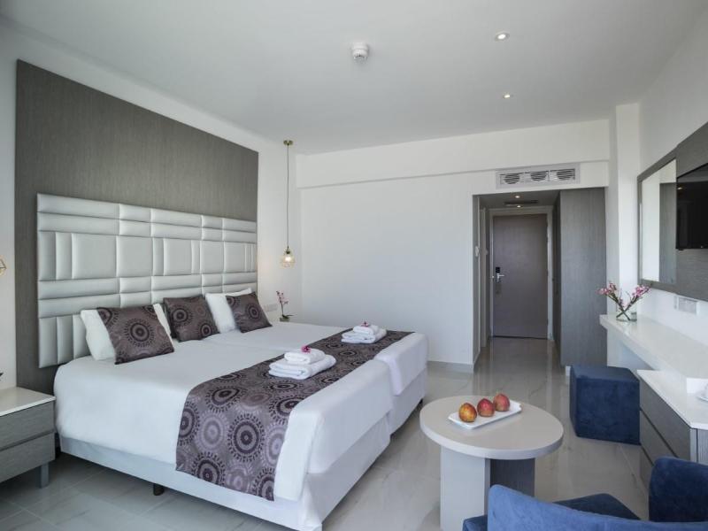 Tsokkos Protaras Beach Hotel