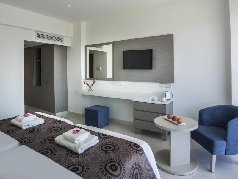 Tsokkos Protaras Beach Hotel