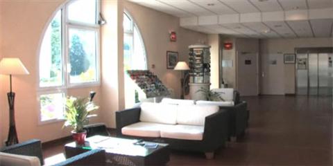 Best Western Plus Karitza