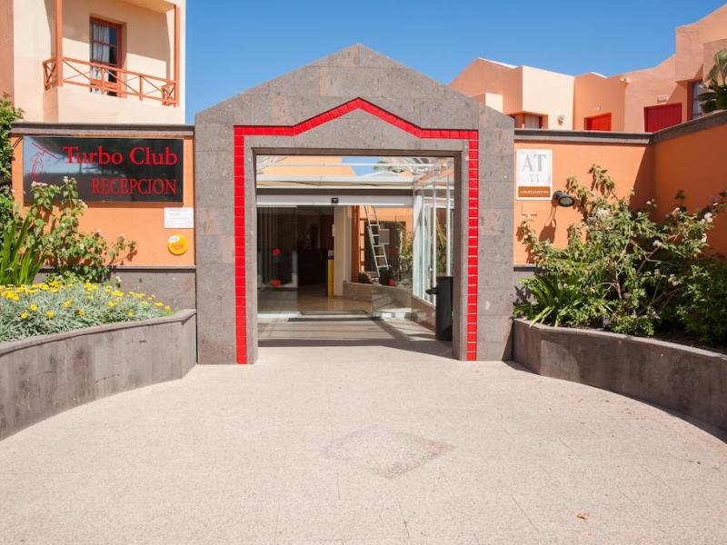 Turbo Club Apartments