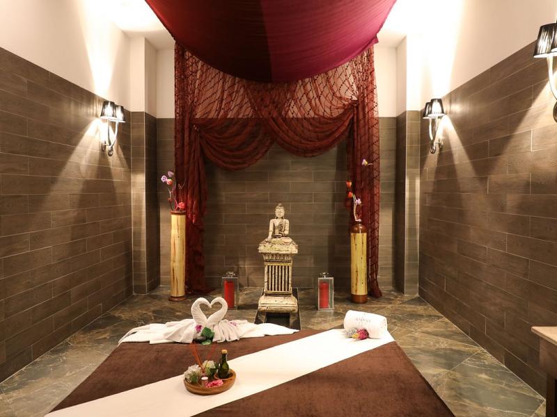 TUI Magic Life Beldibi (+16) The Land of Legends free access