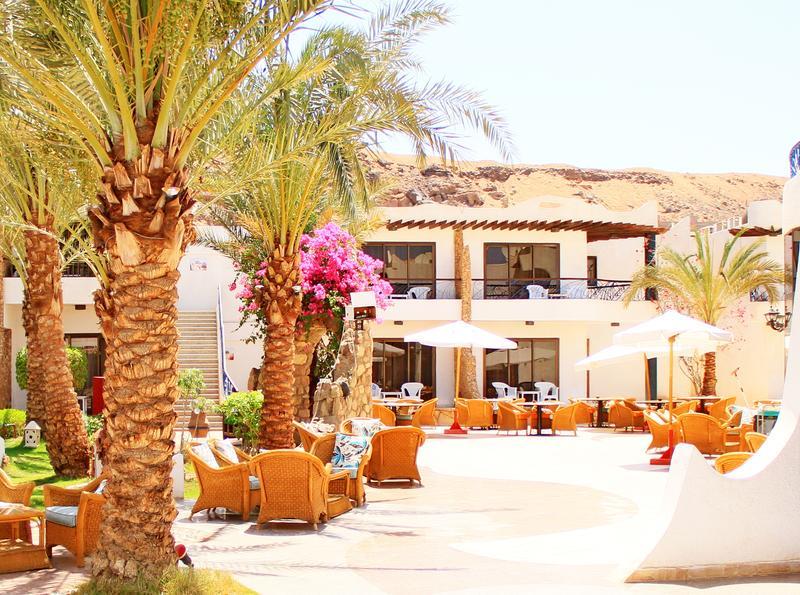 Turquoise Beach Hotel