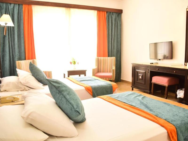 Turquoise Beach Hotel