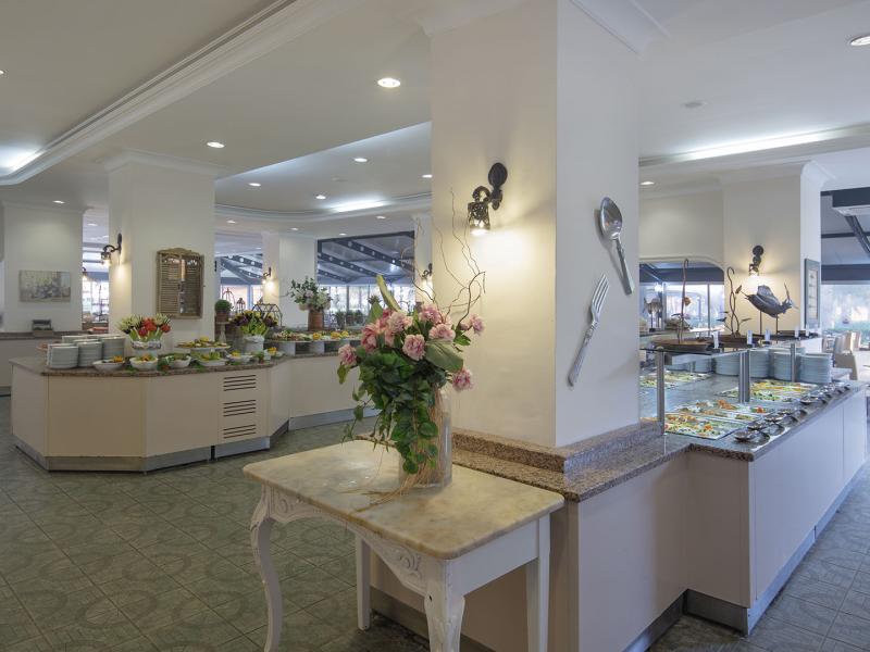 Club Turtas Beach Hotel