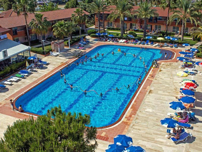 Club Turtas Beach Hotel