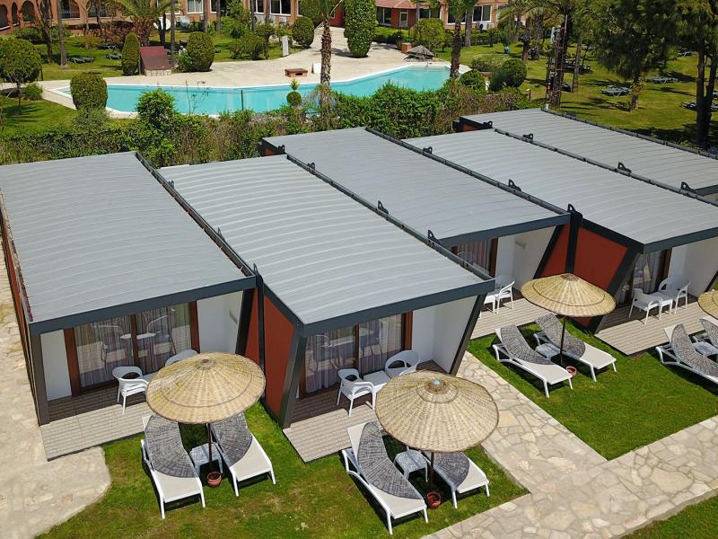 Club Turtas Beach Hotel