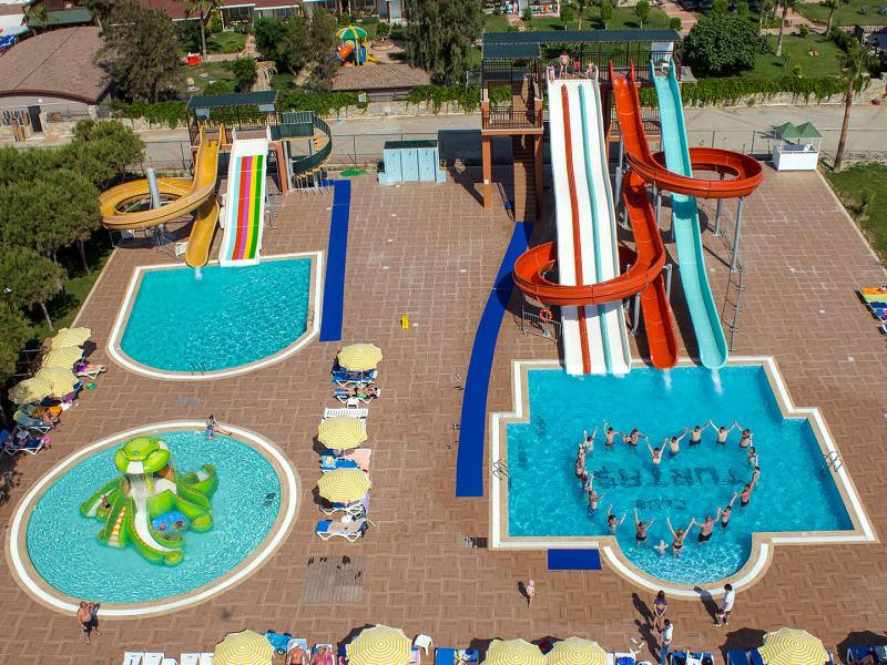 Club Turtas Beach Hotel