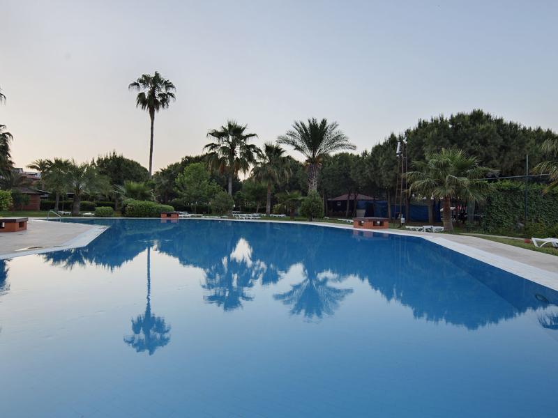 Club Turtas Beach Hotel