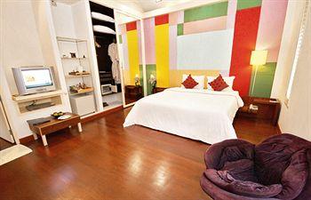 Twin Lotus Resort & Spa