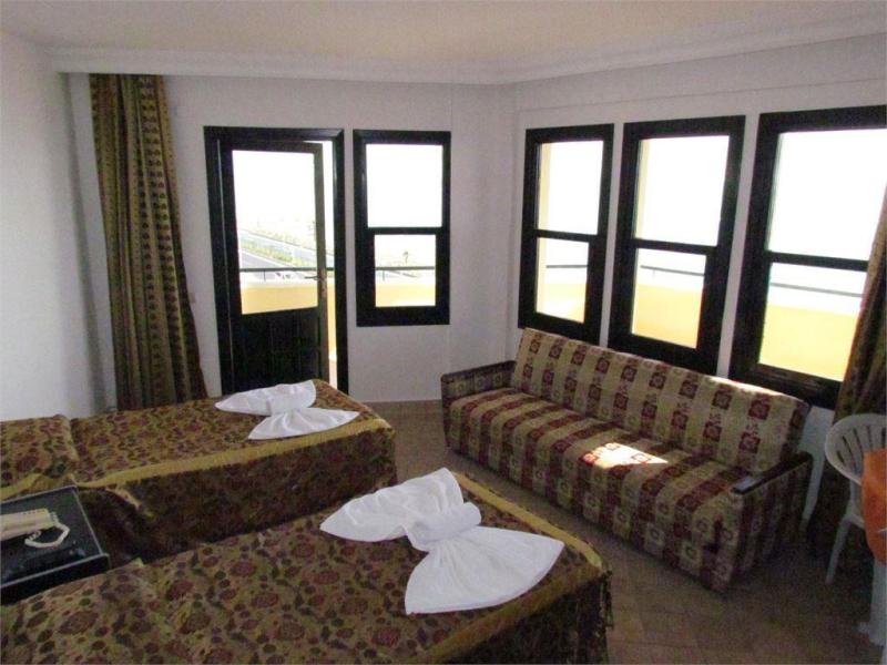 Gold Twins Boutique Hotel