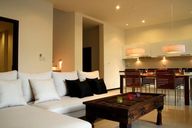 Two Villas Holiday Oriental Style Naiharn Beach