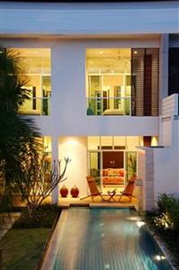 Two Villas Holiday Oriental Style Naiharn Beach