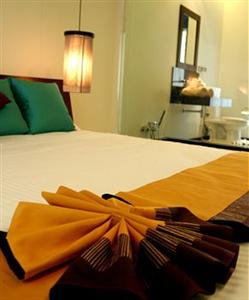 Two Villas Holiday Oriental Style Naiharn Beach