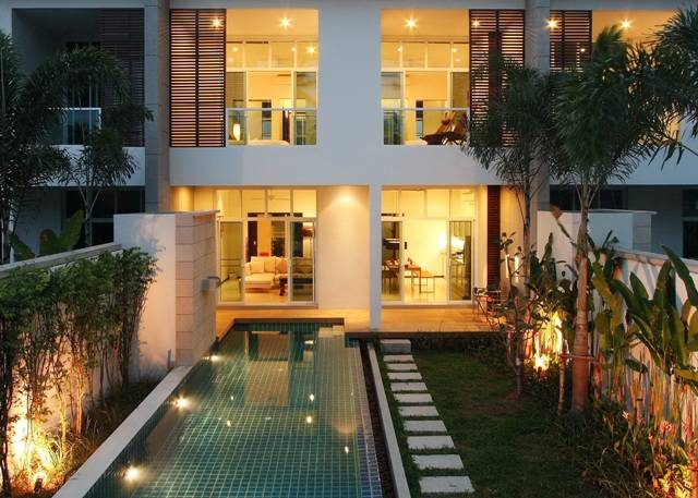 Two Villas Holiday Oriental Style Naiharn Beach